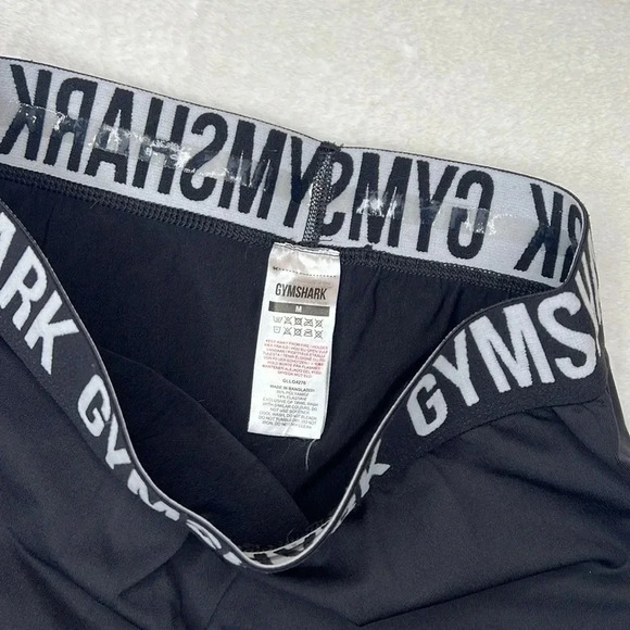 Gymshark Cropped Capris Leggings Size M - Picture 2 of 4